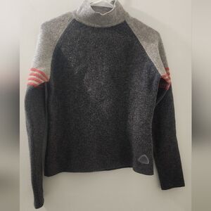 Nike ACG Gray and Black Women's Sweater, Size Medium, Wool.